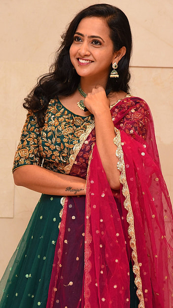Lasya Manjunath, telugu anchor, cute HD phone wallpaper
