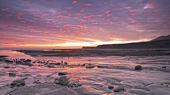 fantastic beach at sunset in pink r, sea, pink, clouds, r, sunset, stones, beach HD wallpaper