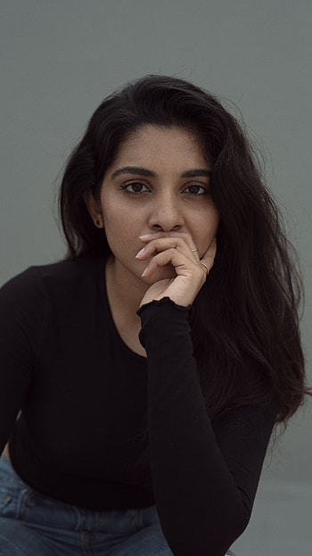 Nivetha Thomas, mallu actress, beautiful HD phone wallpaper