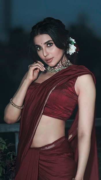 Parvati Nair, tamil actress, model, saree beauty, sexy gorgeous HD phone wallpaper