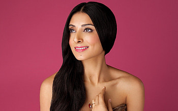 Pernia Qureshi, pernia-qureshi, indian-celebrities, girls, desi-girls HD wallpaper