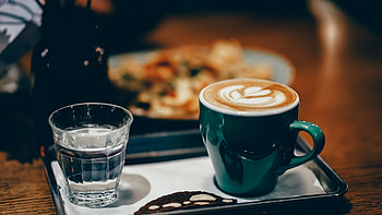 Delicious cup of coffee HD wallpaper