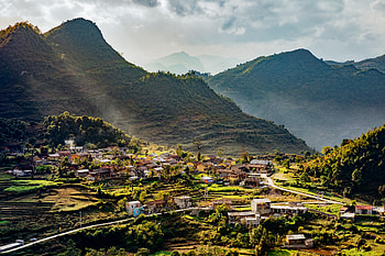 Nature, Rays, Beams, Village, Hills, Settlement HD wallpaper