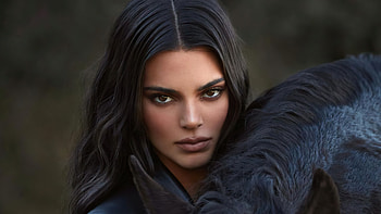 Kendall Jenner Kkw Fragrance hoot , kendall-jenner, model, girls, celebrities, hoot, black-dress HD wallpaper