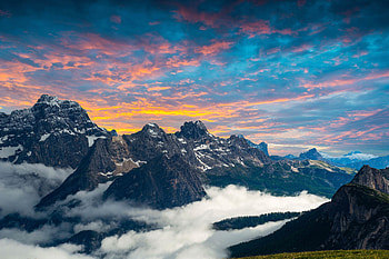 Italian national park, mountains, clouds, sunset HD wallpaper