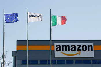 Amazon fined billion, Abusing market dominance HD wallpaper