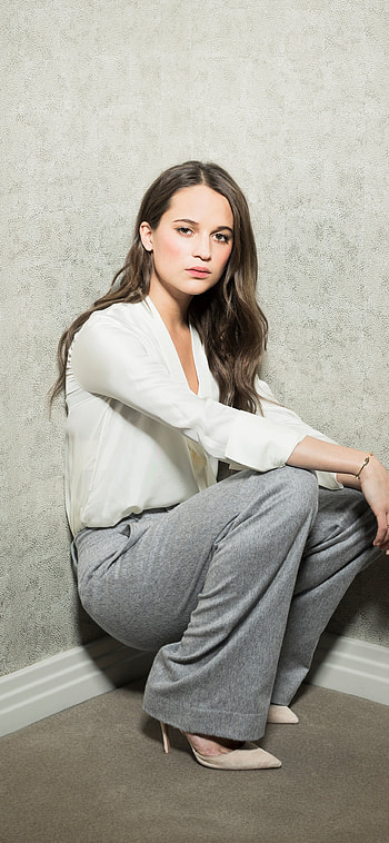 Celebrity, Alicia Vikander HD phone wallpaper
