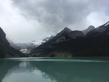 Lake Louise, Hiking the Lake Agnes Loop, Adventure in nature, Trail exploration HD wallpaper