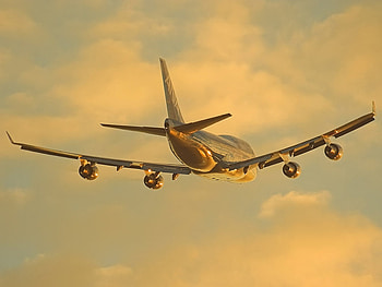 SUNSET WITH 747, boeing, aircraft, airliner, sunset HD wallpaper