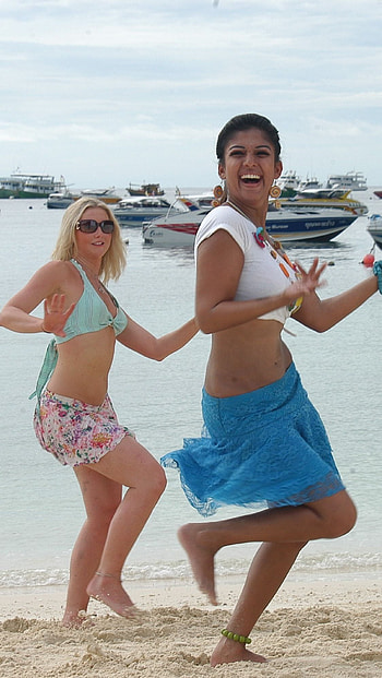 Nayantara, villu HD phone wallpaper