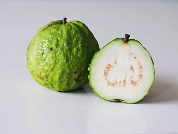 Guava for babies, Nutritious start, Baby's first foods, Solid introduction HD wallpaper
