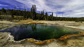 Abyss Pool - Yellowstone National Park, Wyoming, clouds, USA, trees, sky, water HD wallpaper