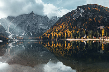 Tranquil Mountain Lake Reflection in Autumn Nature, mountain, lake, nature, reflection HD wallpaper