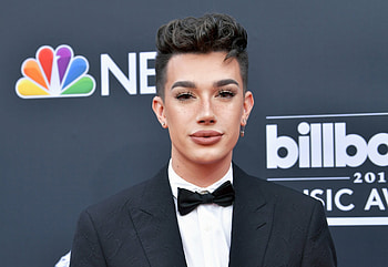 James Charles, Australian meet and greet, Tati Westbrook feud, Fan reactions HD wallpaper