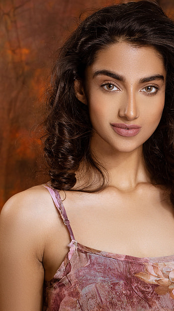 Meenakshi Chaudhary, telugu actress, model HD phone wallpaper