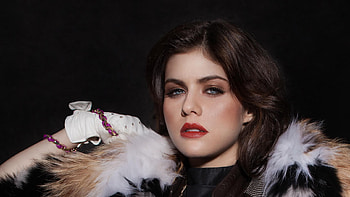 Alexandra Daddario 2018 hoot, alexandra-daddario, celebrities, girls, hoot HD wallpaper