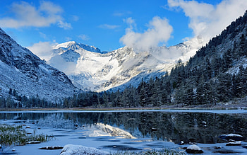 Winter landscape, winter, frost, landscape, rocks, mountain, lake, reflection, snow, trees, cliifs, forest, ice HD wallpaper