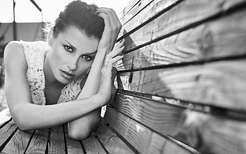 Bridget Moynahan, Celebrity fashionista, Stylish icon, Trendsetter HD wallpaper