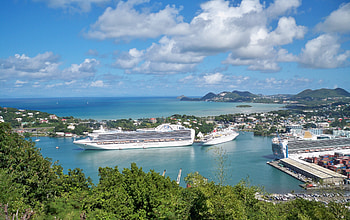 Cruise ships harbor, blue, oceans, white, graphy, cruise ships, green, clouds, trees, sky, harbor HD wallpaper