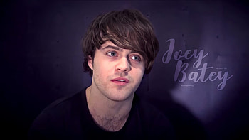 Joey Batey, TV show actor, Talented musician, Versatile performer HD wallpaper