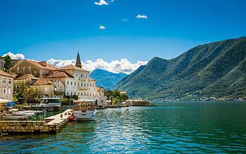 Garda, summer, Alps, Lake Garda, yachts, Garda cityscape, Verona, Venice HD wallpaper