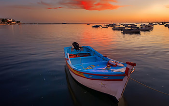 Boats, boat, colors, peaceful, houses, sunrise, beauty, sailboats, reflection, ocean, sunset, sea, architecture, house, beautiful, sailboat, summer, view, clouds, sailing, nature, sky, lovely, splendor HD wallpaper