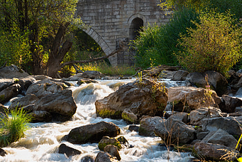 Creek _bridge_nature, graphy, , bridge, nature, creeks, rocks, water, rivers HD wallpaper