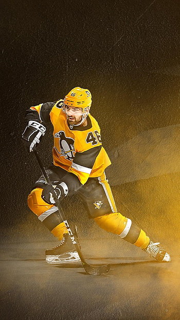 Ice hockey action, Skating on ice, Competitive sports, Team rivalry HD phone wallpaper