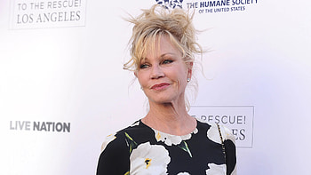 Melanie Griffith, Epilepsy diagnosis, Sexism from doctors, Allure HD wallpaper