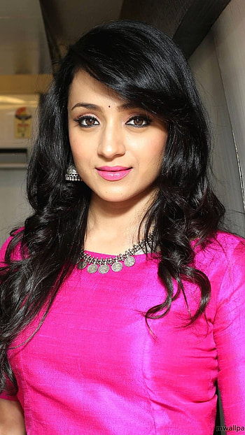 Trisha Krishnan, Tollywood, Heroine HD phone wallpaper
