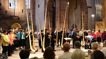 Termine ana stankovi, Alphorn experience, Swiss customs, Swiss alphorn HD wallpaper