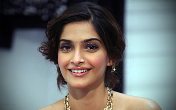 Sonam Kapoor 2016, sonam-kapoor, indian-celebrities, girls, desi-girls HD wallpaper