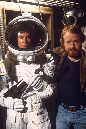 Ridley Scott, Movies, De-aging, Sigourney Weaver HD phone wallpaper