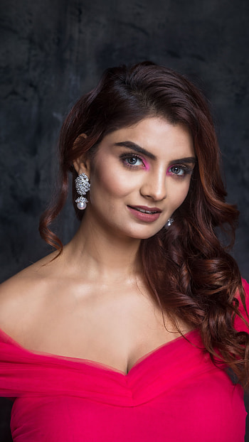 Anveshi Jain, bollywood actress HD phone wallpaper