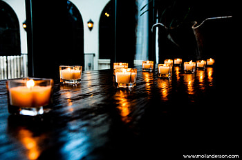 Seductive evening!, blue, table, entertainment, square, burning, outside, fashion, love, lights, yellow, candles, seductive, evening, forever HD wallpaper