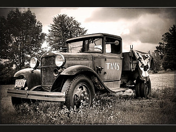 I Love Black and White, Oldsmobile, Cars, Amazing , Black and White HD wallpaper