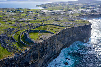 Dn Aonghasa, Aran Islands, County Galway, Congruent castles HD wallpaper