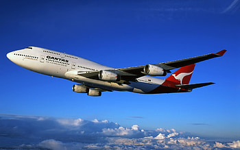 Qantas Travels, Inspiring journeys, Travel in style, Unmatched service HD wallpaper
