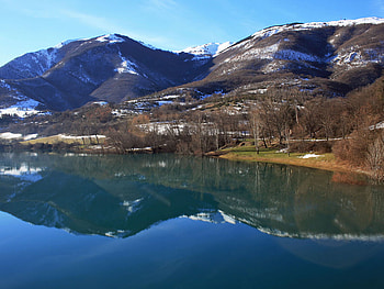 Charming Mountains, river, charming, reflection, beautifl, trees, snowmountains, lovely HD wallpaper