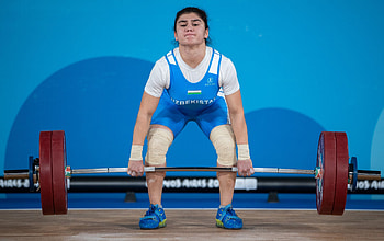 Kumushkhon Fayzullaeva, Weightlifting HD wallpaper