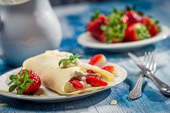 * Sweets *, dessert, blintzes, food, strawberries HD wallpaper