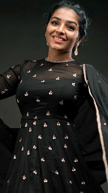 Rajisha Vijayan, malayalam actress HD phone wallpaper