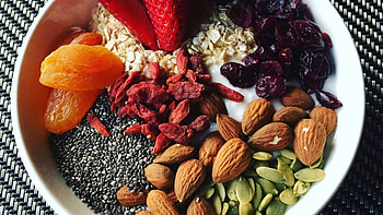 Goji Berries, Exclusive breakfast, Regional delicacies, Cologne apartment hotel HD wallpaper