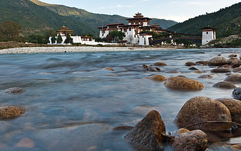 Bhutan travels, Mobile , Architectural beauty, Natural wonders HD wallpaper