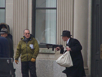Michael Mann, Tommy guns, Johnny Depp, Public Enemies spy pics HD wallpaper