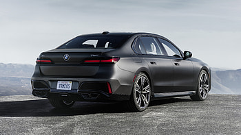 2023 BMW 760i Xdrive M Sport 6 Cars HD wallpaper