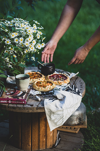 Food, Bouquet, Table, Tea, Breakfast, Pies HD phone wallpaper