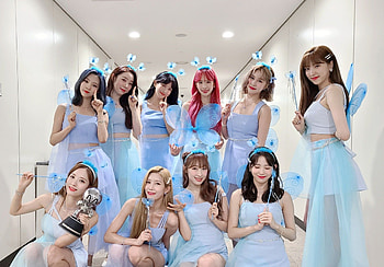 Formal dresses, Cosmic Girls, K-pop girls HD wallpaper