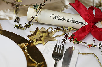 The celebration ..., table, merry christmas, graphy, menu, beautiful, garlands, nice, star, happy new year, holiday, decorations, cool, , harmony HD wallpaper