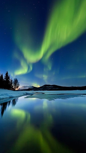 Aurora, sky, green, northern-lights, lake HD phone wallpaper